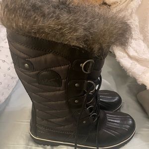 NEW SOREL Torino II Faux Lined Waterproof Boot - Size 7.5